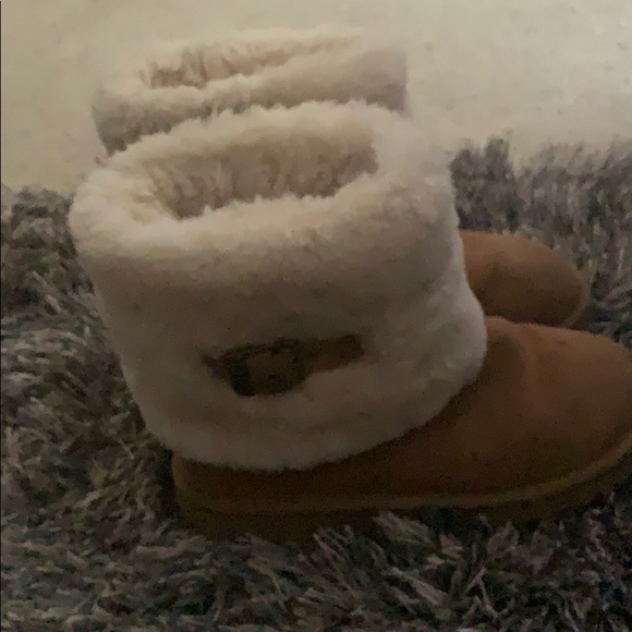 Uggs boots - Picture 2 of 3